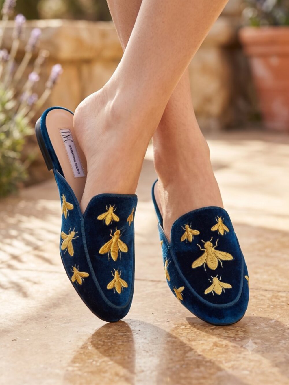 Inc International Gannie Teal Velvet Embroidered Gold Bee Mules